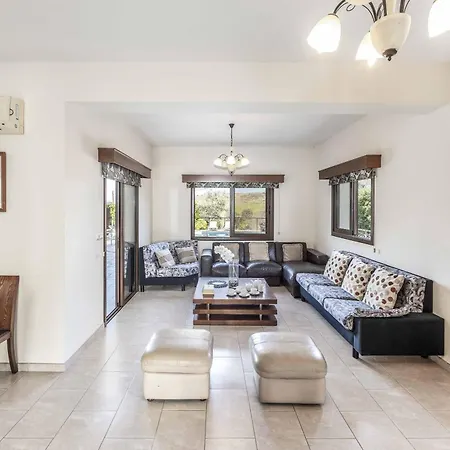 Villa Kambos Dio *