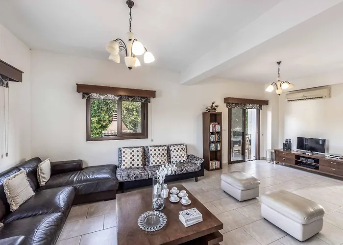 Kambos Dio ヴィラ Polis